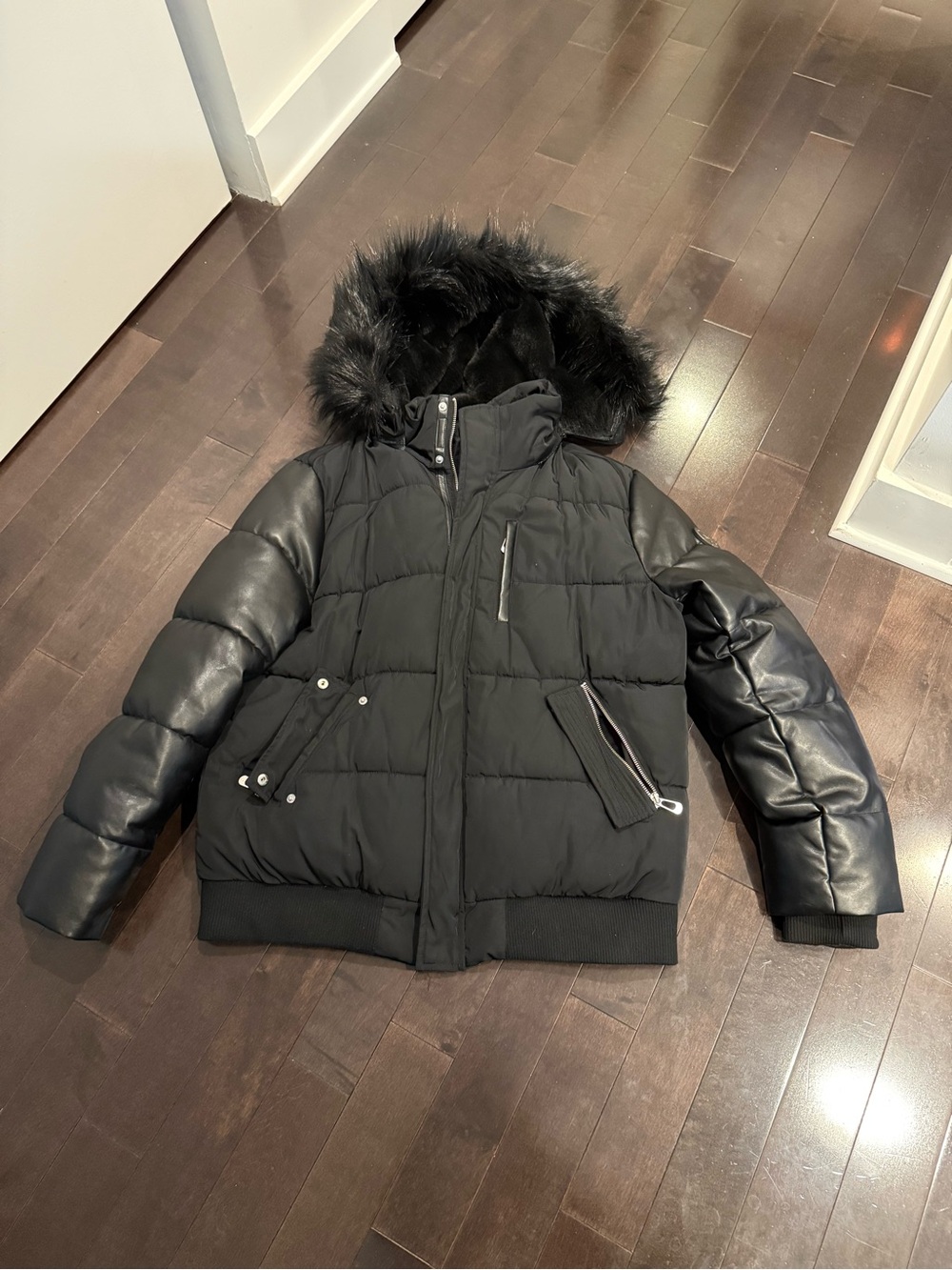 Noize Men's Black Hooded Puffer Jacket with Faux-Fur Hood